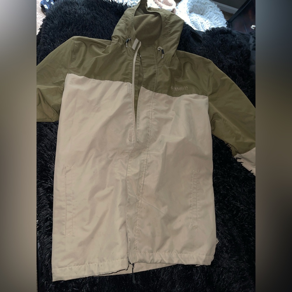 Magellan Men’s Outdoors Olive and Beige Jacket- worn once